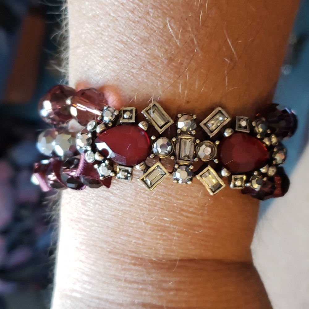 NWT WHBM Maroon and Pewter/Clear Beaded Bracelet set with Rhinestone detail.